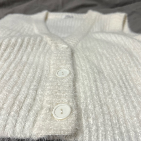NWOT ARDENE Sweater vest - Picture 3 of 4